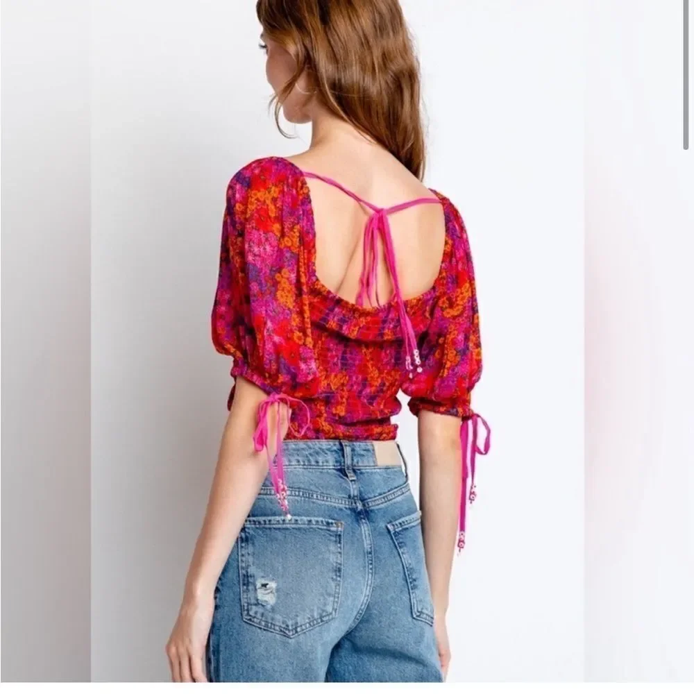 Free People Back On Elbow Puff Sleeve Cropped Top in Pink Floral, Medium NWT